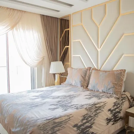 Yekta Kingdom Trade Centre Duplex With Sea View *