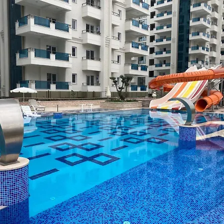 Yekta Kingdom Trade Centre Duplex With Sea View *