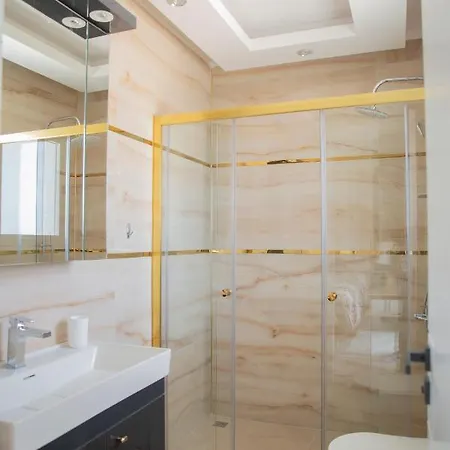 דירה Yekta Kingdom Trade Centre Duplex With Sea View מהמוטלר