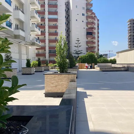 Yekta Kingdom Trade Centre Duplex With Sea View